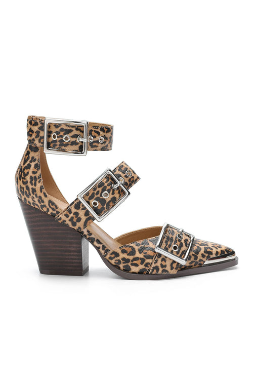 Leopard print high-heeled shoes with buckle details on a white background